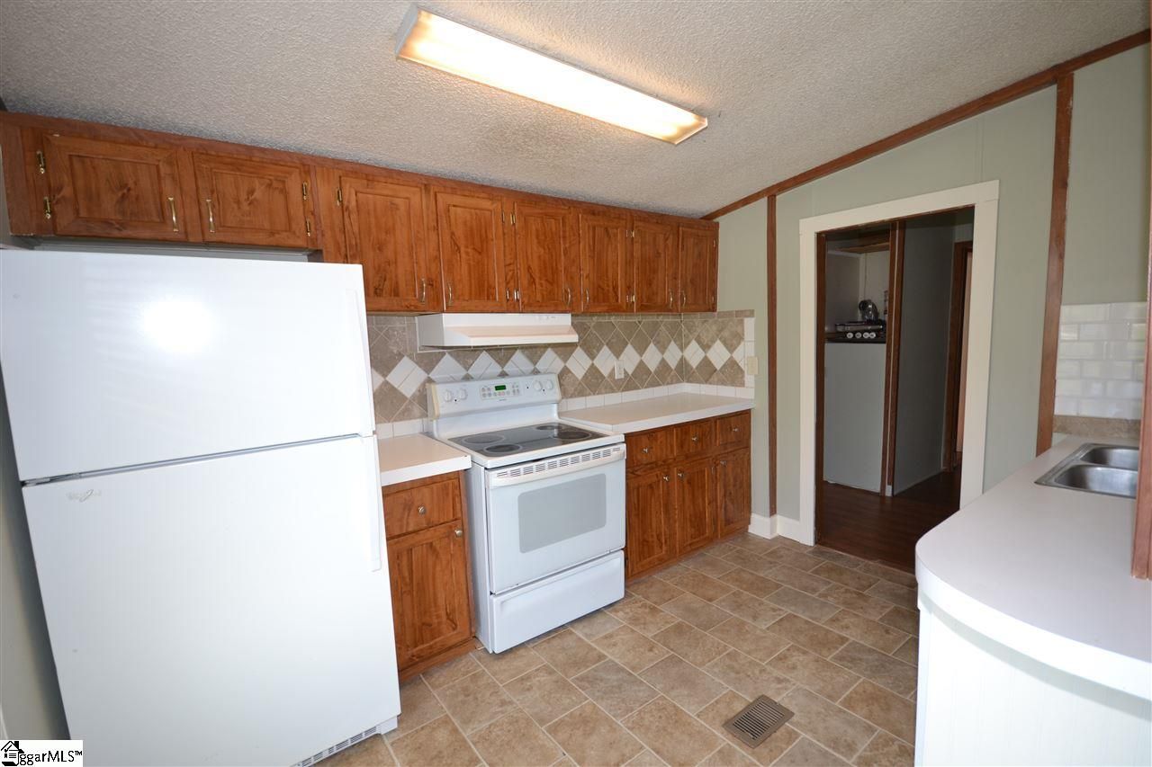 Property image 2 at 119 Bridgecreek Drive, Greer, SC 29651