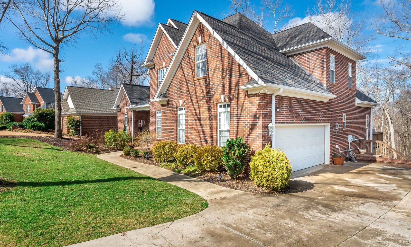 Property image 2 at 11 Habersham Court, Simpsonville, SC 29681