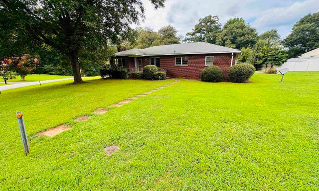 111 Tanglewood Drive