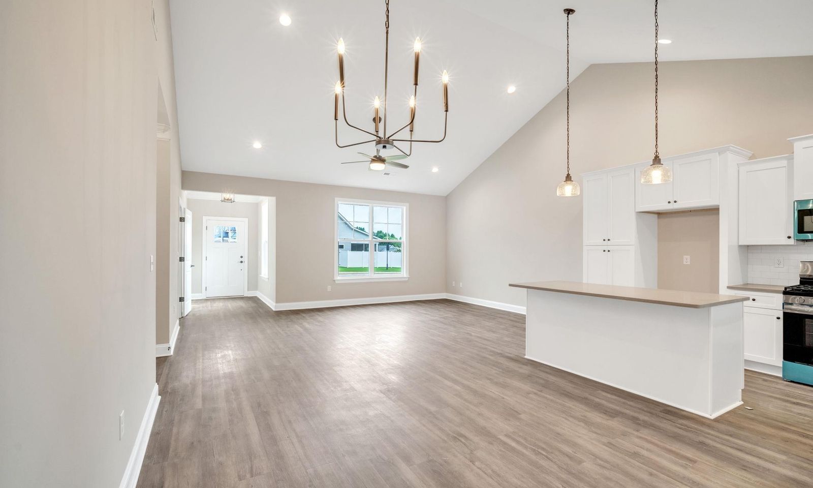 Property image 4 at 105 Palmetto Way, Easley, SC 29642
