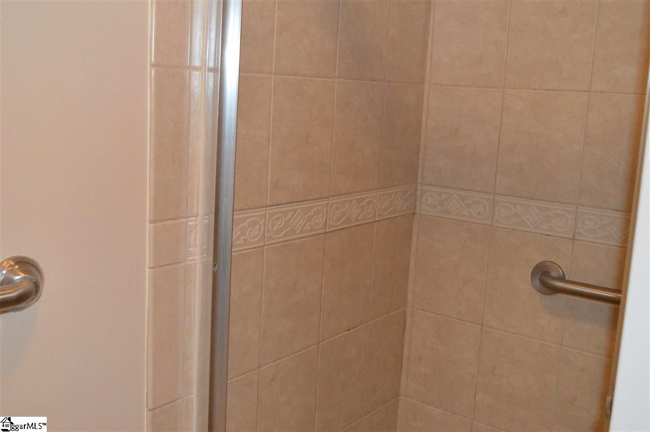 Property image 5 at 3 Hillington Place, Greer, SC 29651
