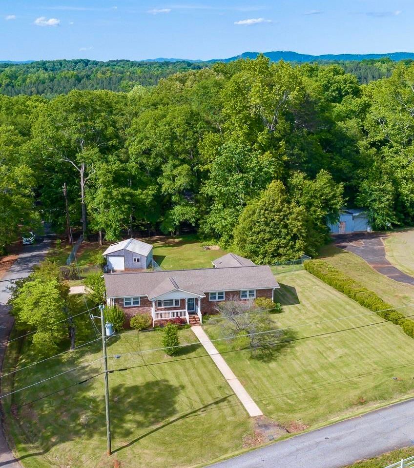 Property image 3 at 120 Knollview Drive, Greenville, SC 29611