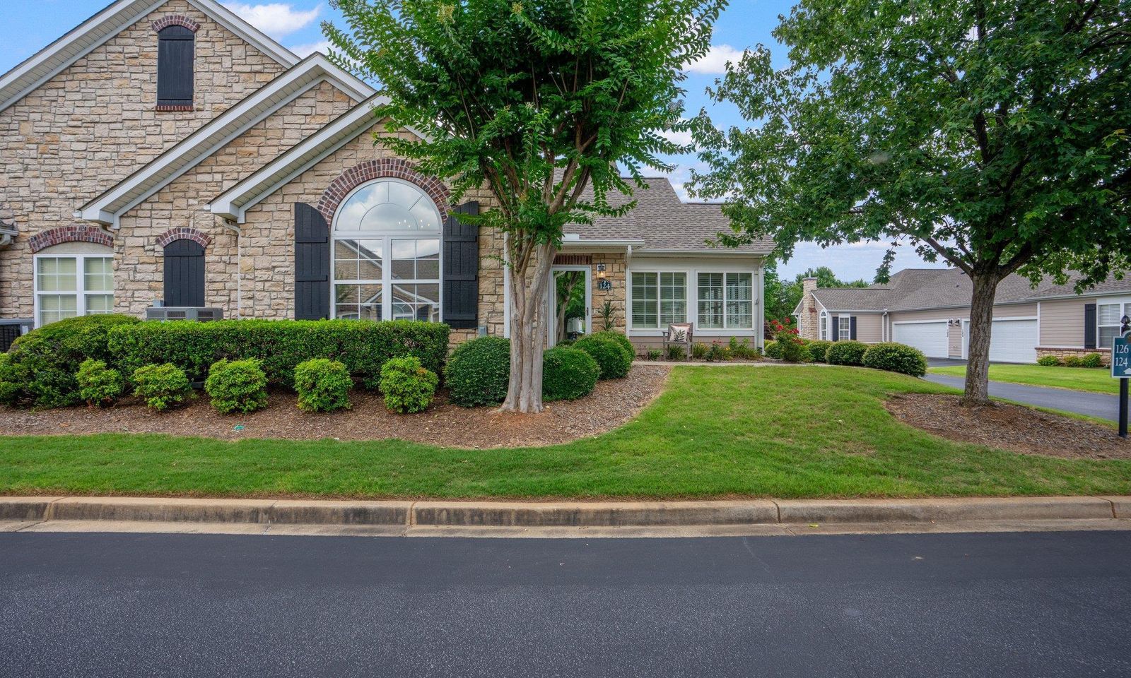 Property image 2 at 124 Fudora Circle, Simpsonville, SC 29681