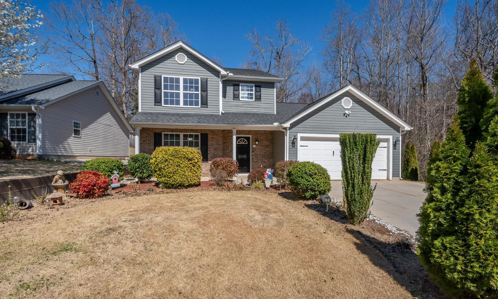 Carman Glen, Greer Community