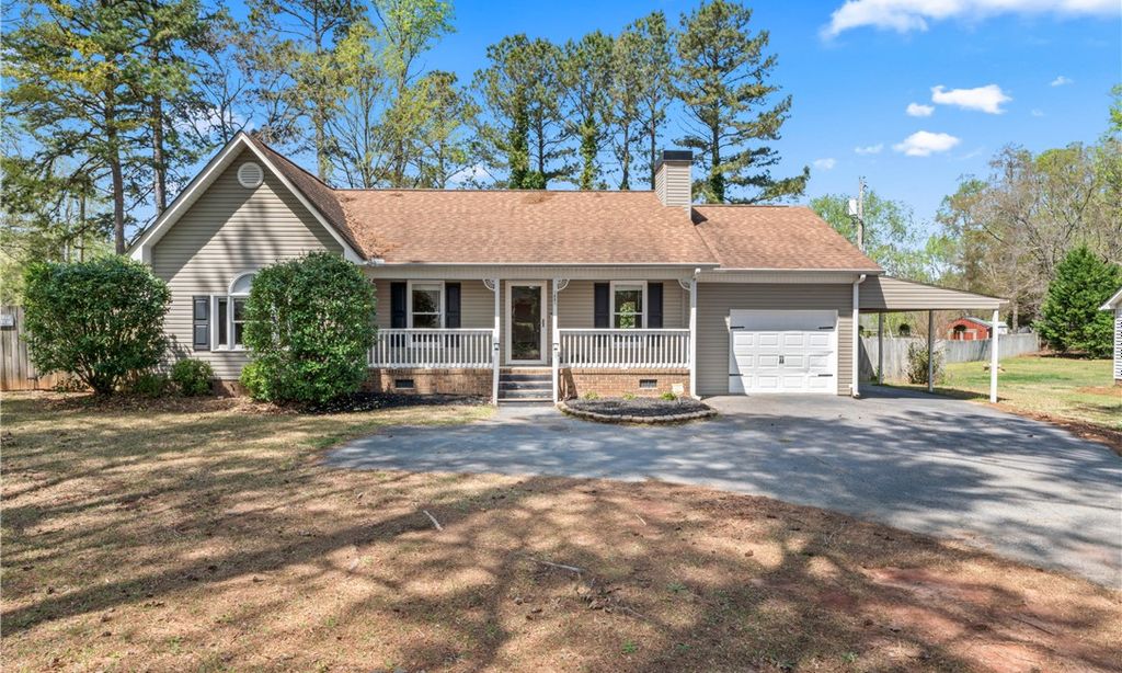1001 E Laurel Avenue