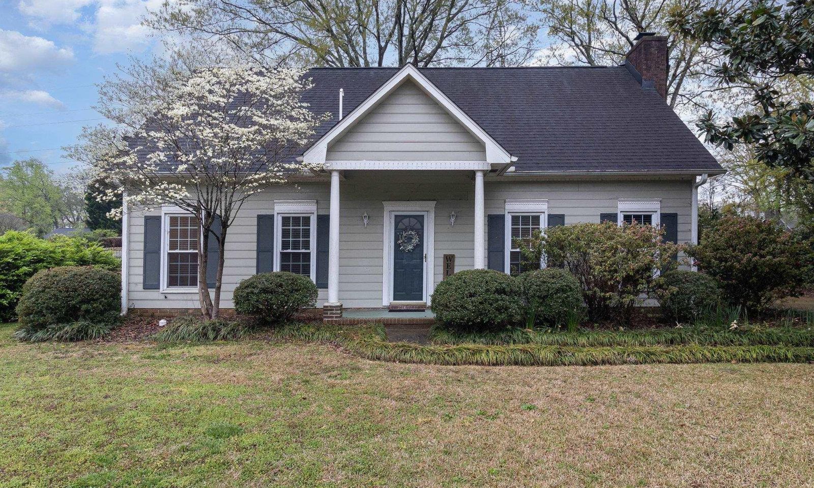 Property image 2 at 102 Crowndale Drive, Taylors, SC 29687