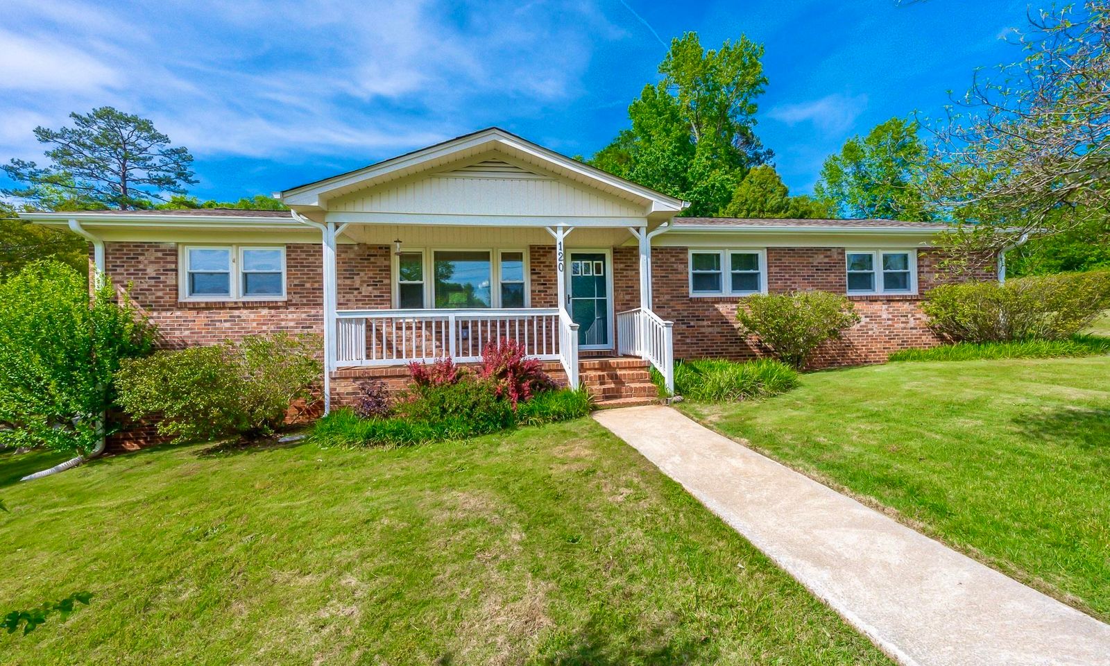 Property image 1 at 120 Knollview Drive, Greenville, SC 29611
