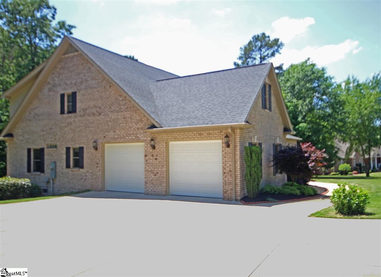 Property image 2 at 130 Summerfield Lane, Anderson, SC 29621