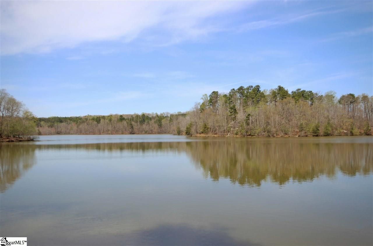 Property image 2 at 115 Lake Robinson Pointe, Greer, SC 29651