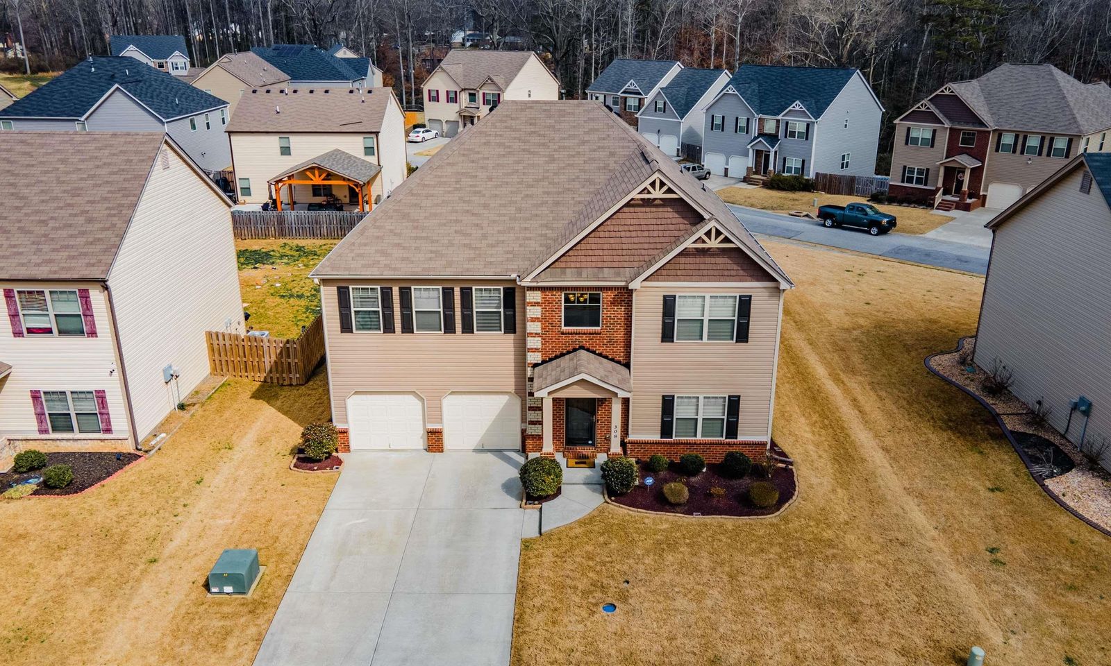 Property image 2 at 308 Bellona Lane, Simpsonville, SC 29681