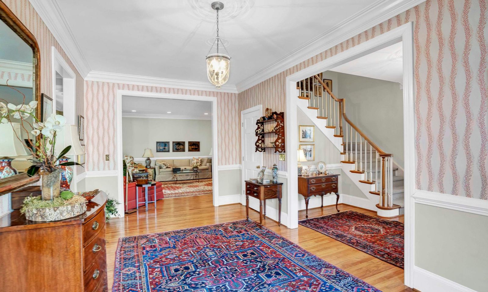 Property image 2 at 19 Landsdown Avenue, Greenville, SC 29601
