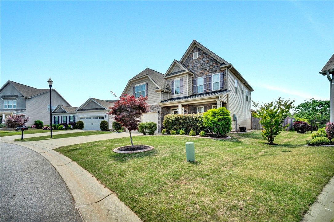 Property image 4 at 618 Waymeet Drive, Greer, SC 29651