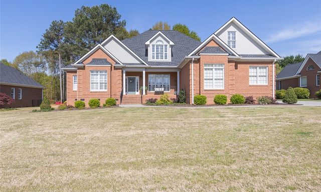 112 Ridgeway Trail