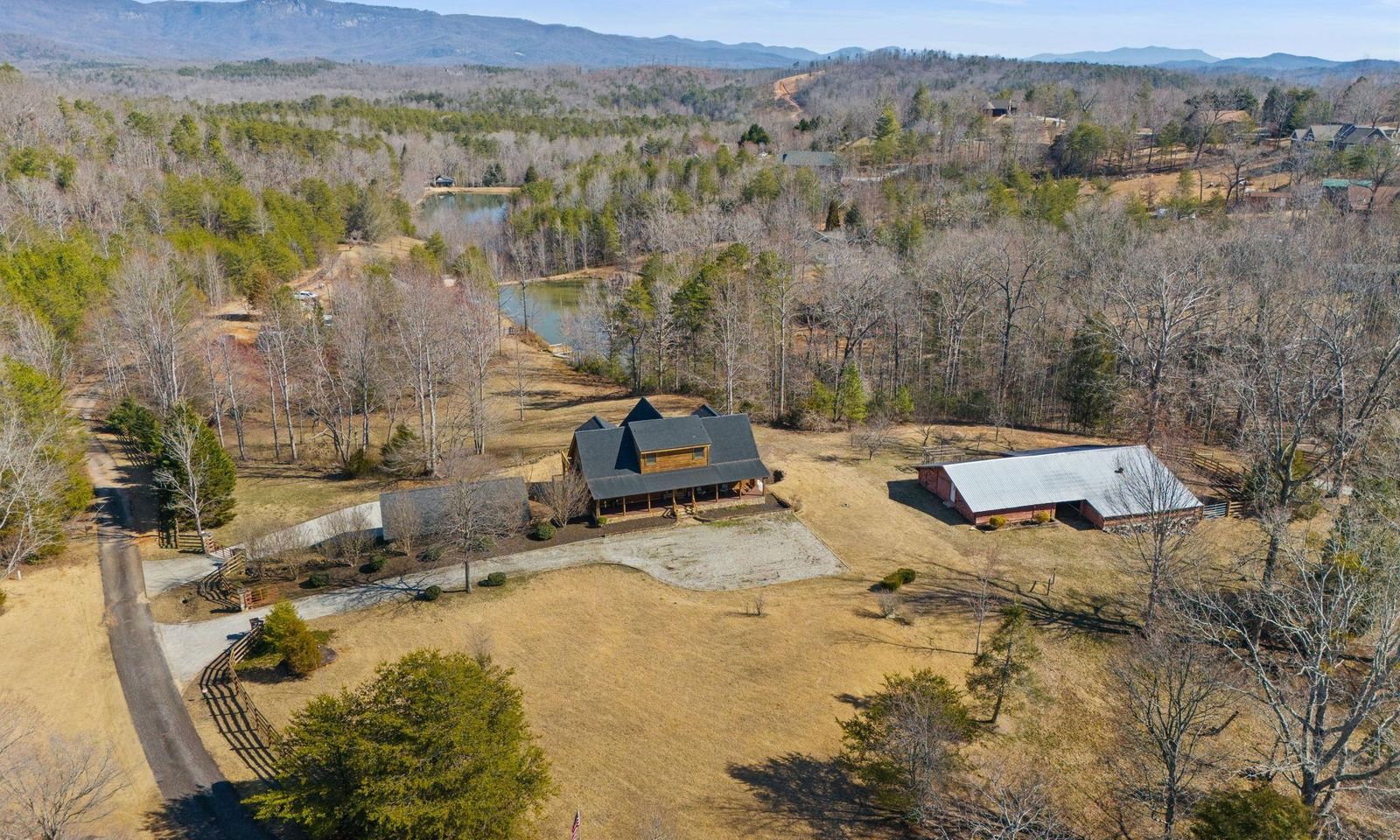 New Town Mount, Pickens Community