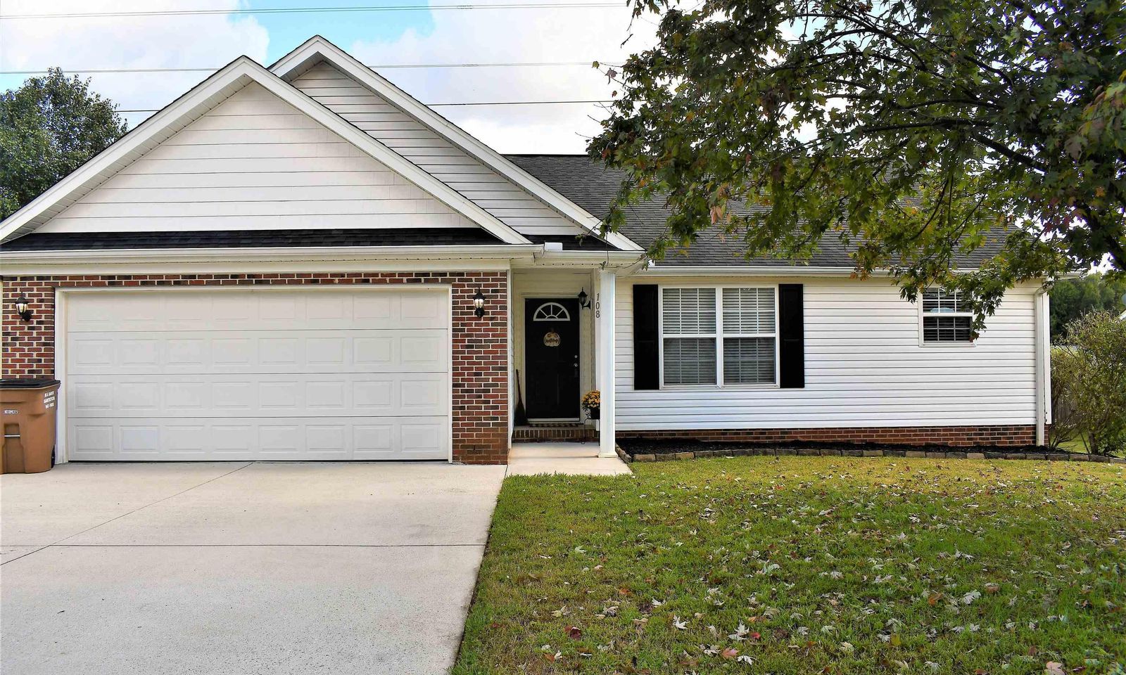 Property image 1 at 108 Glen Arbor Drive, Anderson, SC 29625