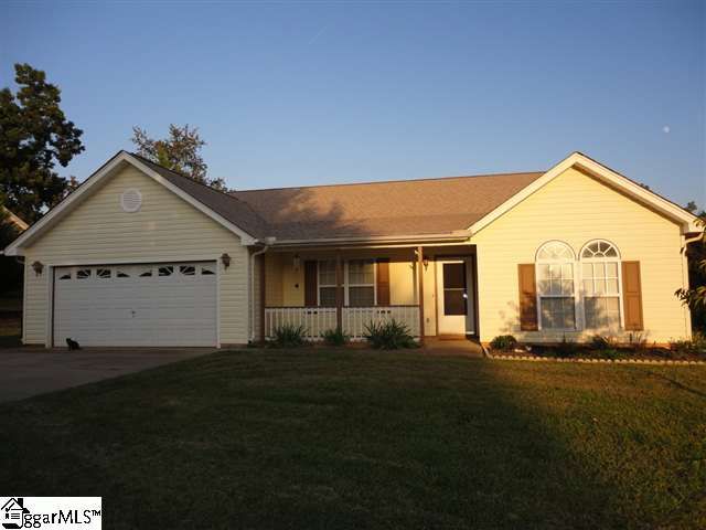 Main image of property at 5 Admiral Lane, Greer, SC 29650