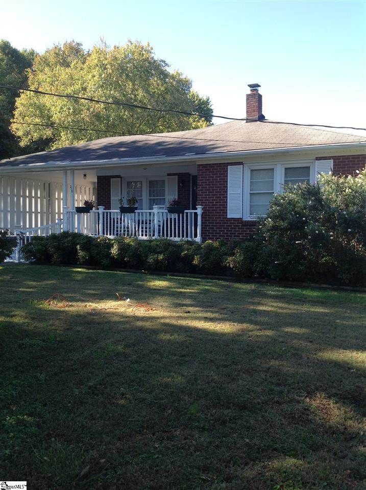 Property image 1 at 215 Courtney Circle, Greenville, SC 29617