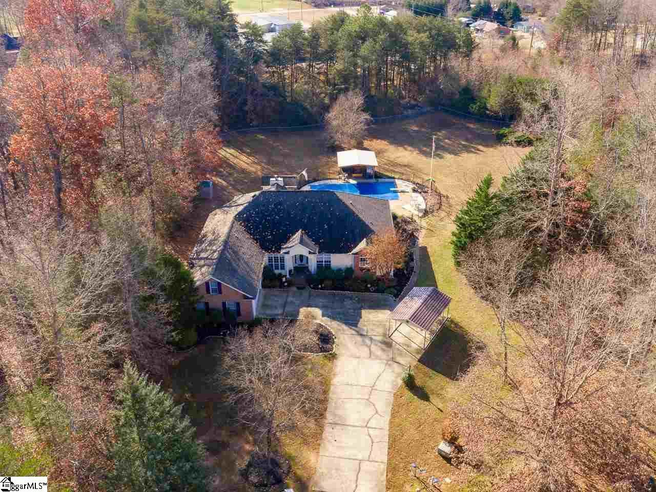Property image 2 at 211 W Magill Court, Greer, SC 29651
