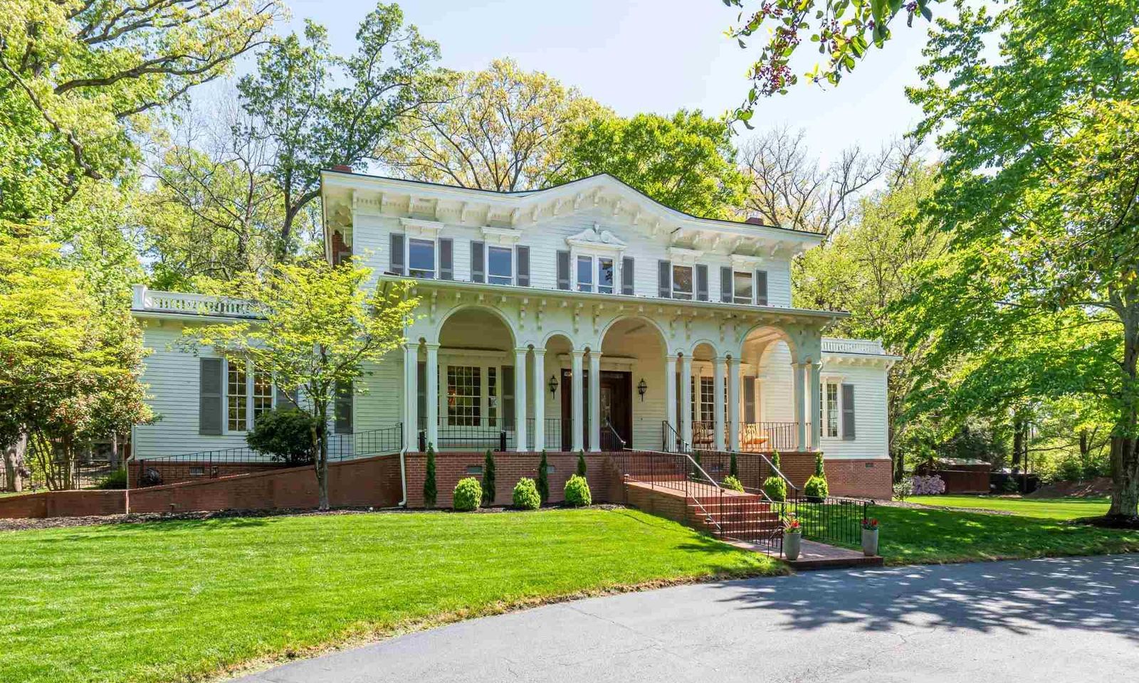 Property image 1 at 8 Bennett Street, Greenville, SC 29601