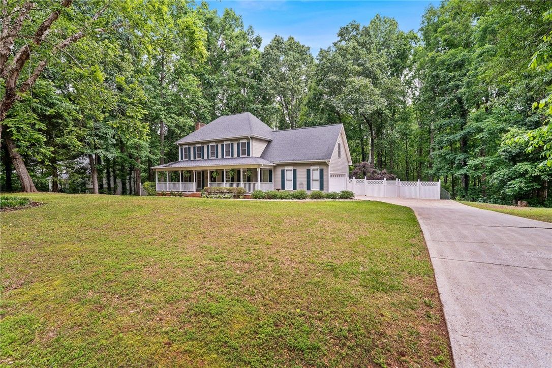 Property image 2 at 500 Shadow Oaks Drive, Easley, SC 29642
