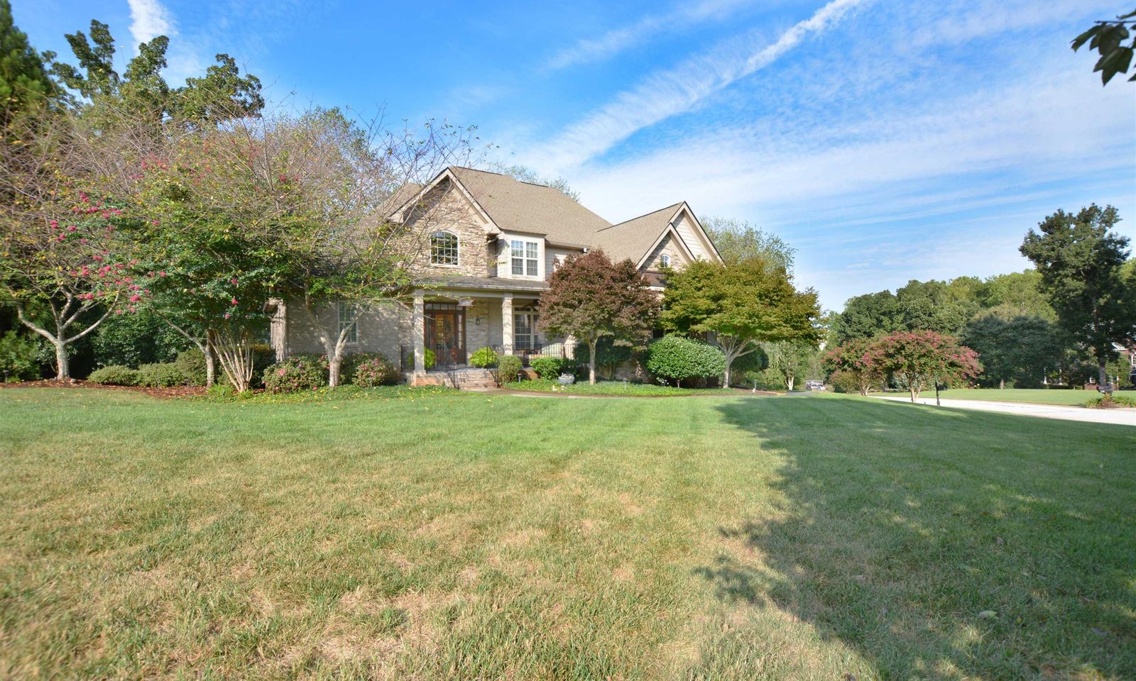 Property image 2 at 601 Glen Meadows Drive, Simpsonville, SC 29680