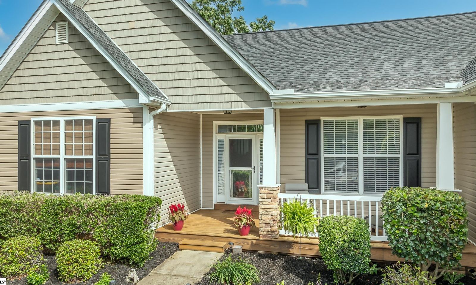 Property image 3 at 406 Eckley Court, Greer, SC 29651
