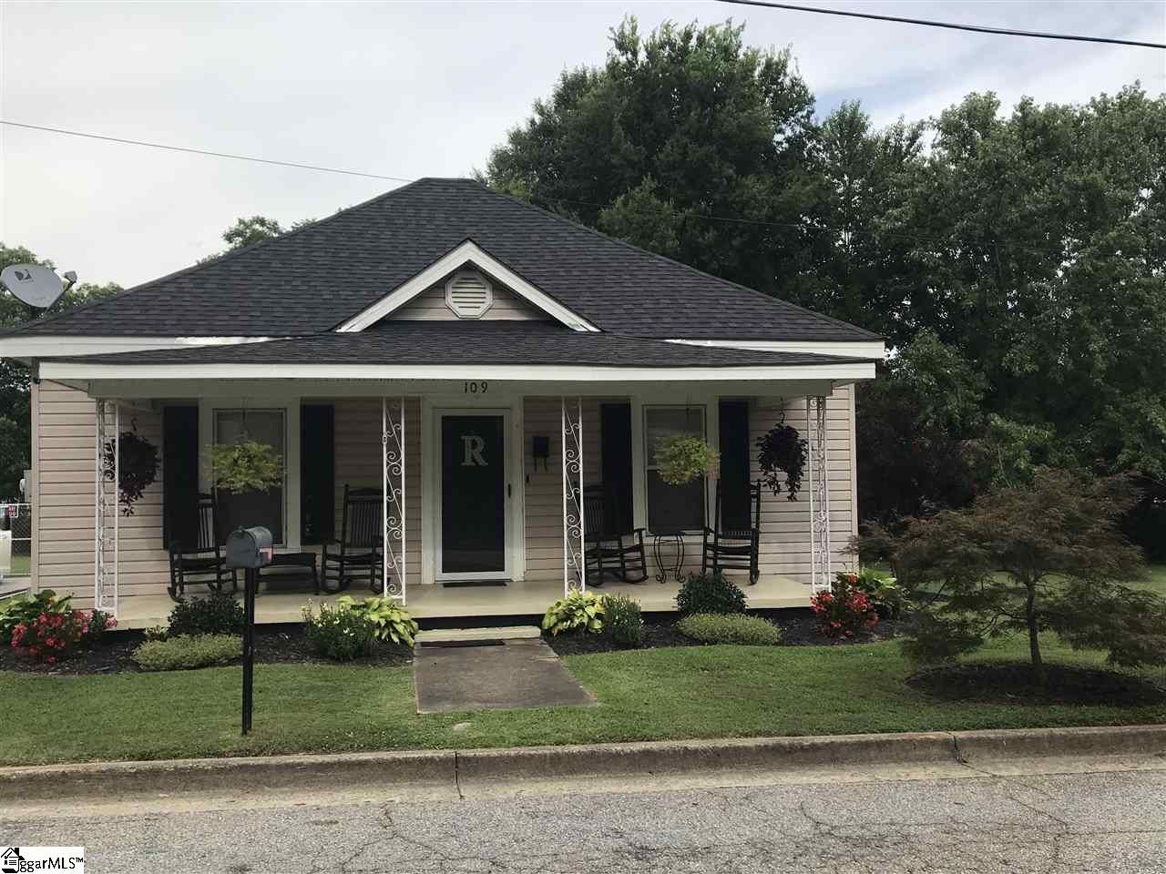 Property image 1 at 109 Albert Street, Greer, SC 29651