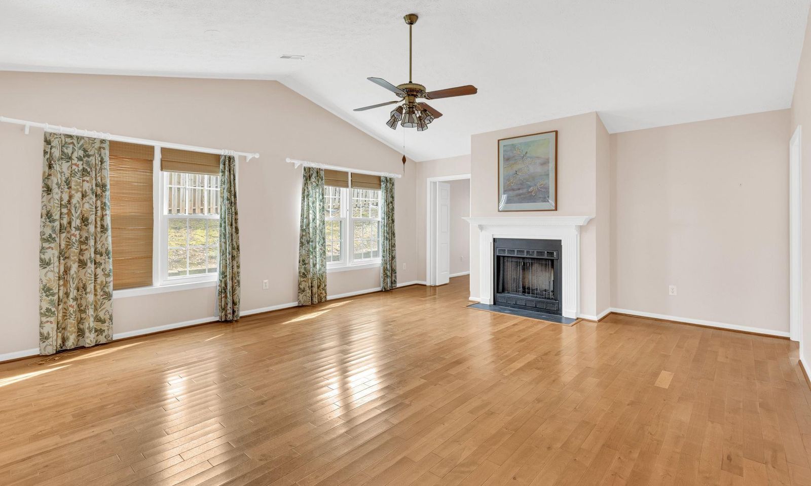 Property image 3 at 410 Queene Street, Mauldin, SC 29662