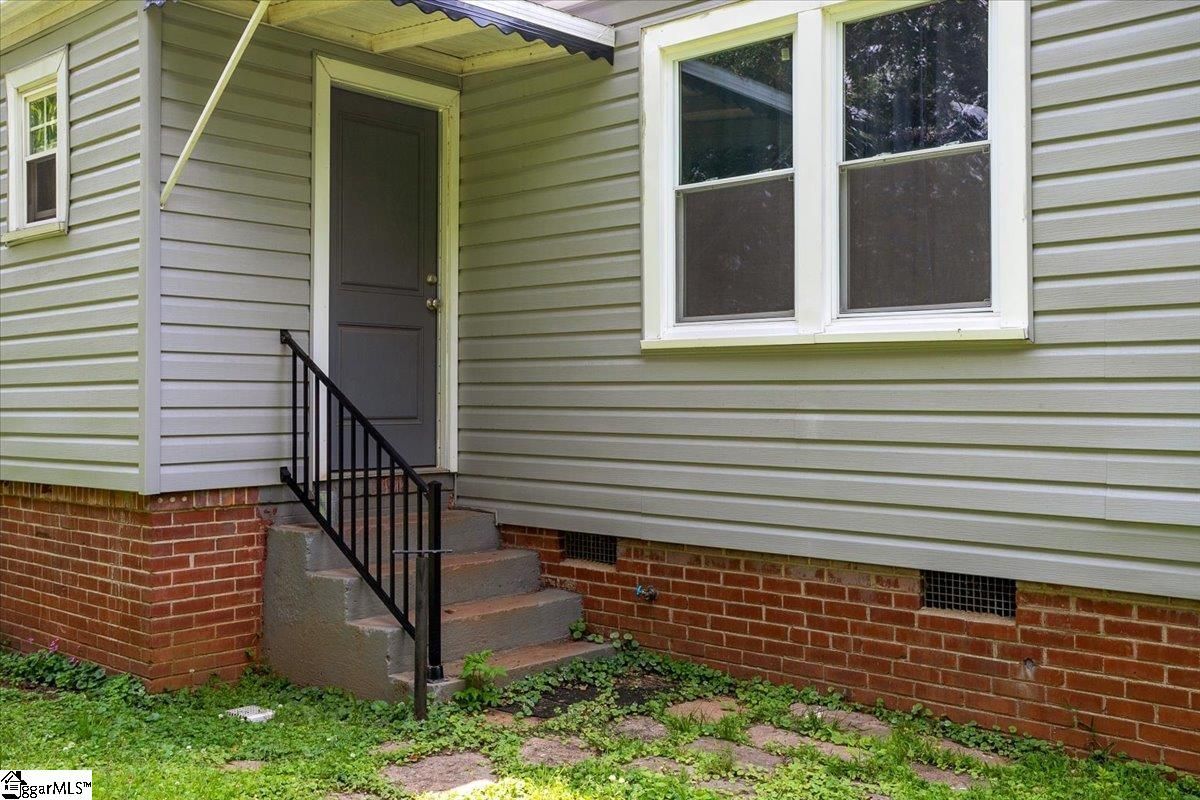 Property image 5 at 121 Carter Street, Greenville, SC 29607
