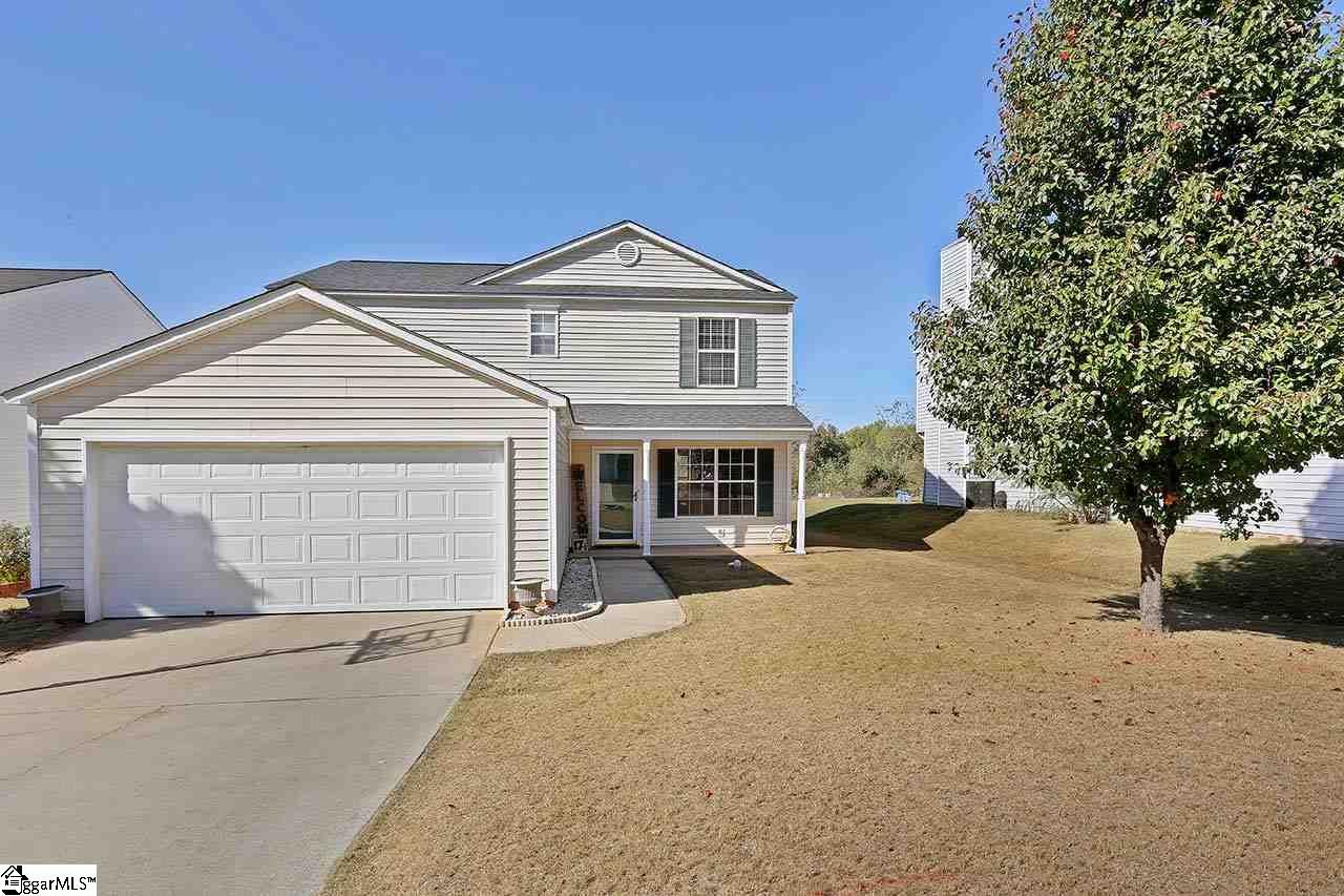 Property image 1 at 17 Willow Bend Drive, Taylors, SC 29687
