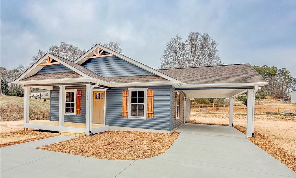 433 Forest Acres Circle