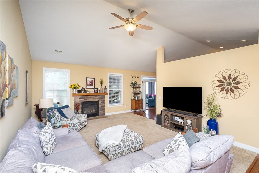 Property image 5 at 406 Eckley Court, Greer, SC 29651