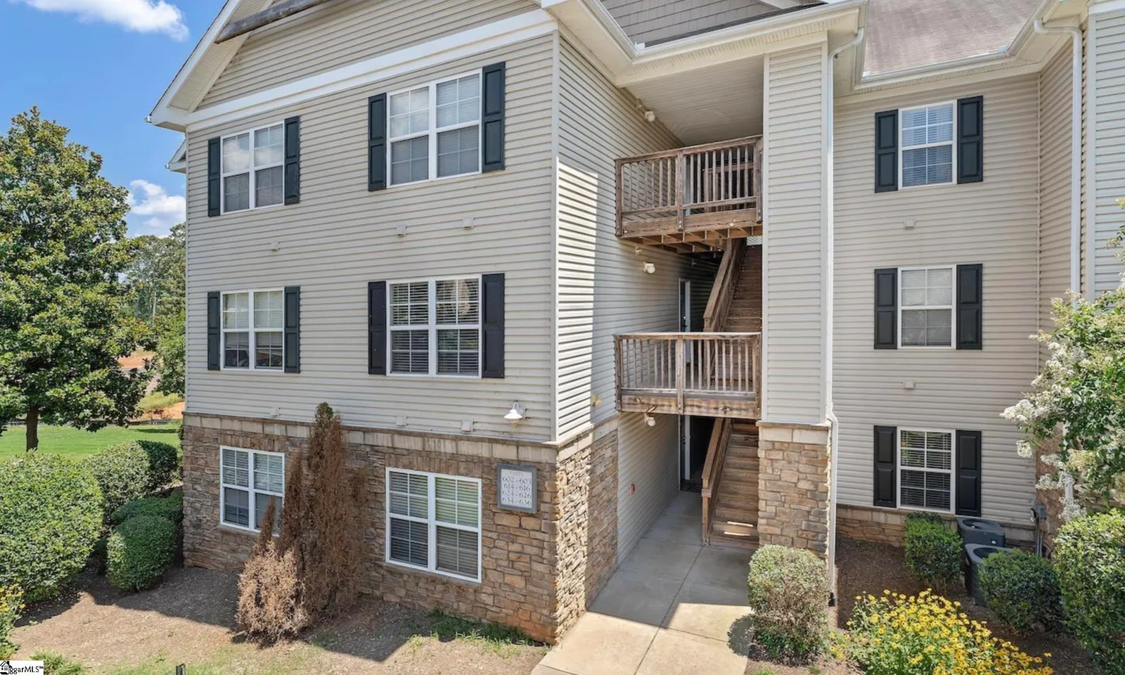 Overlook, Anderson Community