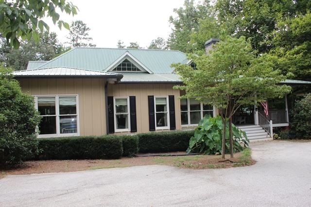 Property image 1 at 41 Peninsula Court, Martin, GA 30557