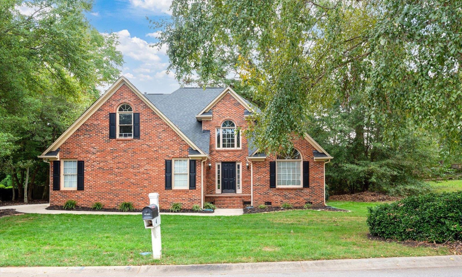 Property image 2 at 4 Plum Creek Lane, Greenville, SC 29607