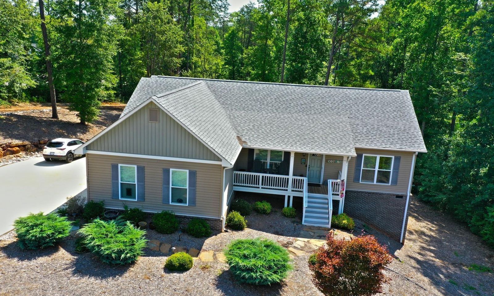 Property image 1 at 109 Palmetto Pointe Drive, Salem, SC 29676