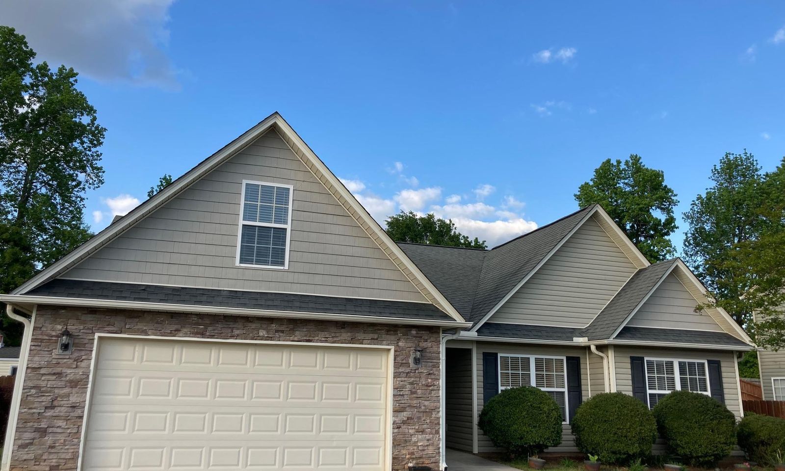 Property image 1 at 112 Kingsdale Court, Simpsonville, SC 29680