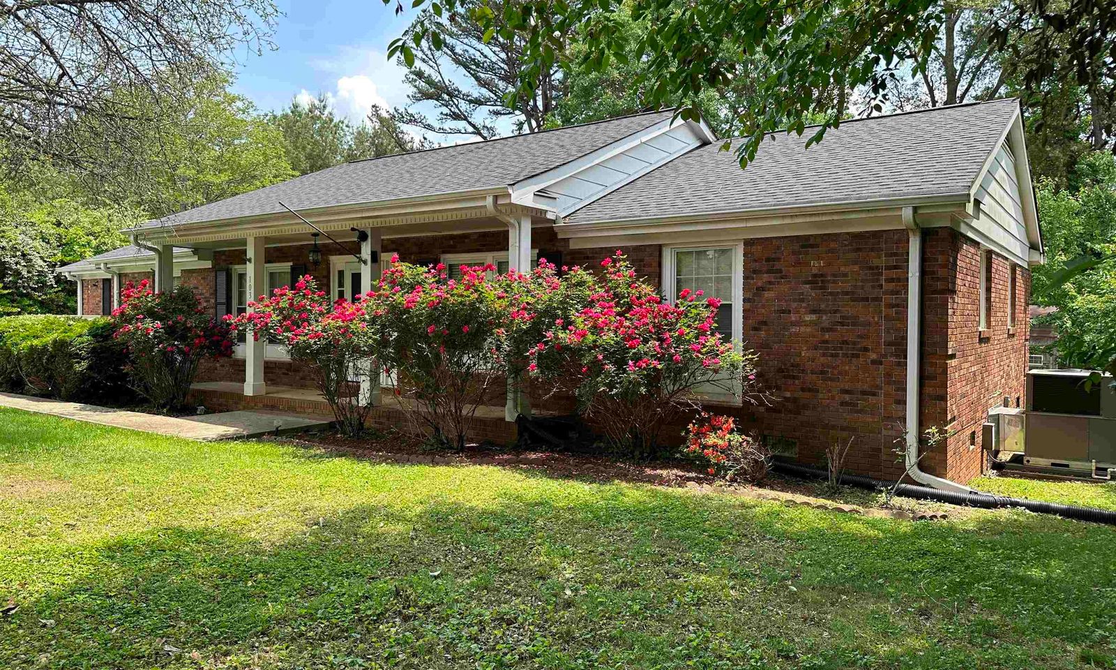 Property image 3 at 103 Maxton Street, Spartanburg, SC 29302