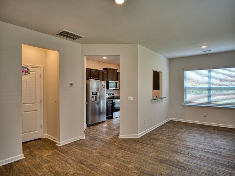 Property image 4 at 314 Sea Isle Place, Greer, SC 29650