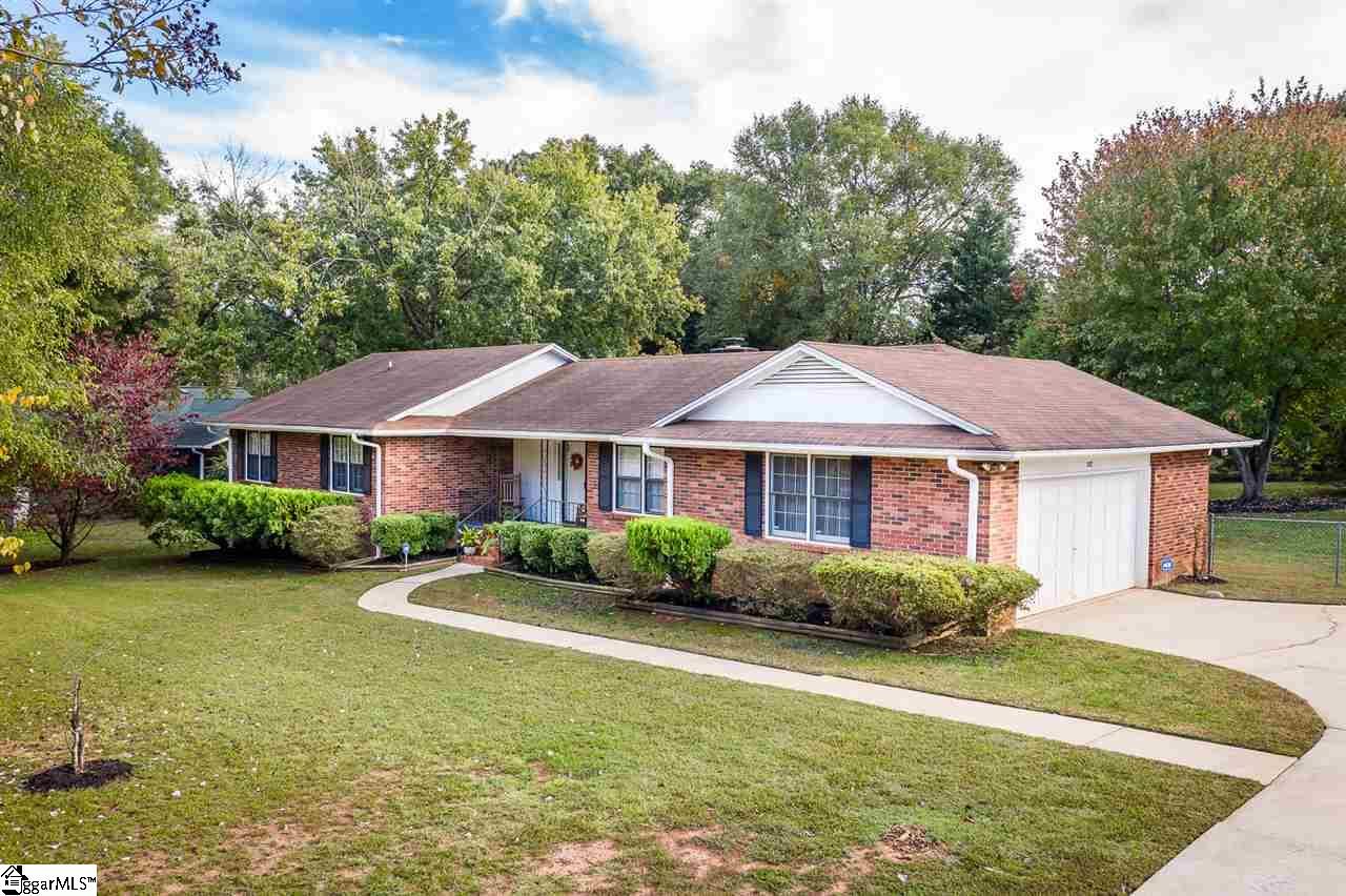 Main image of property at 212 Northridge Drive, Anderson, SC 29621