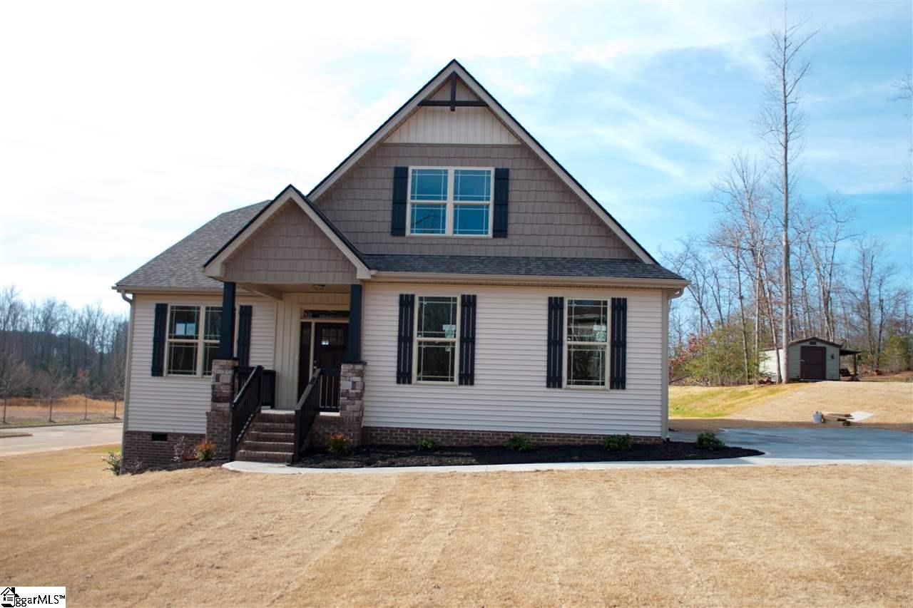 Property image 2 at 125 Amber Oaks Drive, Greer, SC 29651