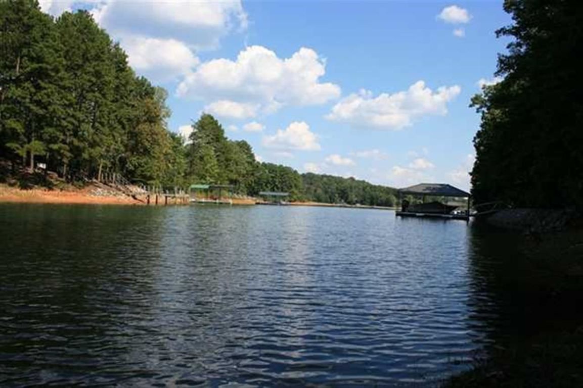 Property image 1 at 10 Hidden Harbor, Seneca, SC 29672
