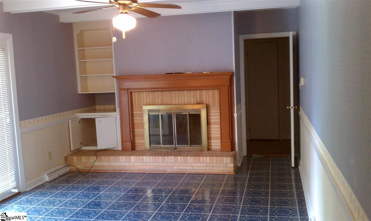 Property image 5 at 204 Chestnut, Greer, SC 29651