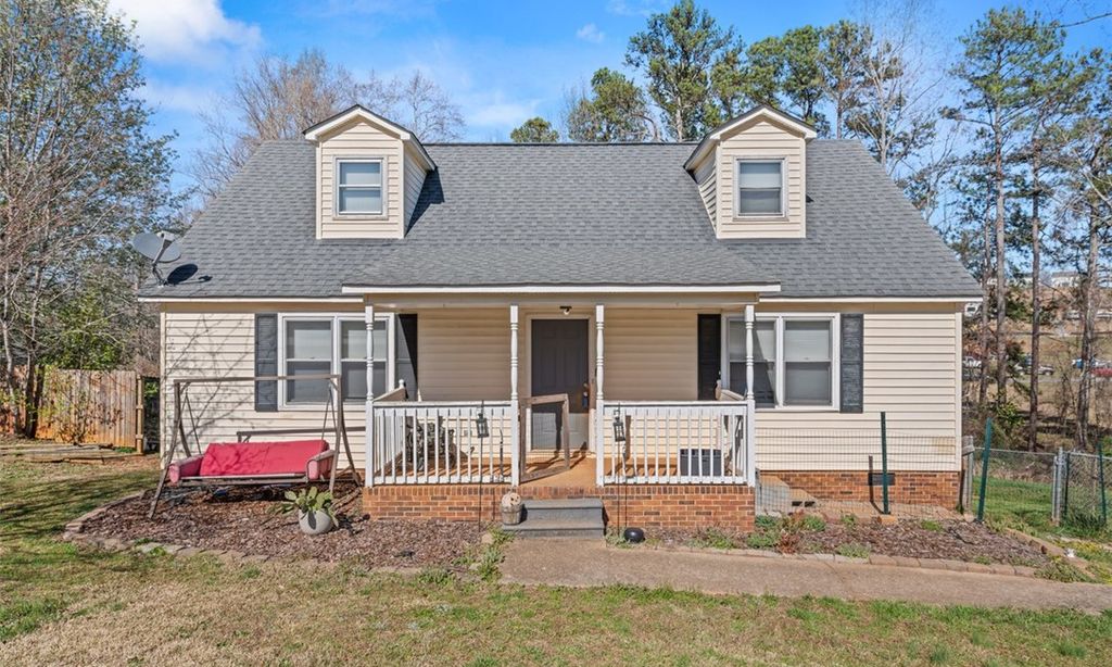 100 Oak Springs Court