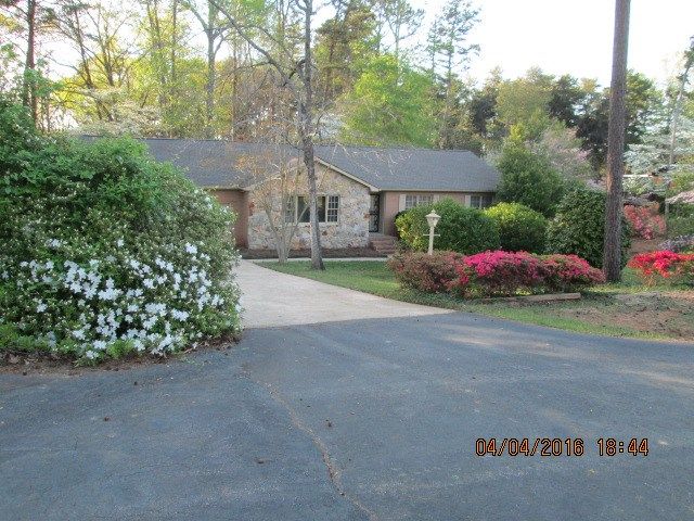 Property image 2 at 1041 Cove Circle, Anderson, SC 29626