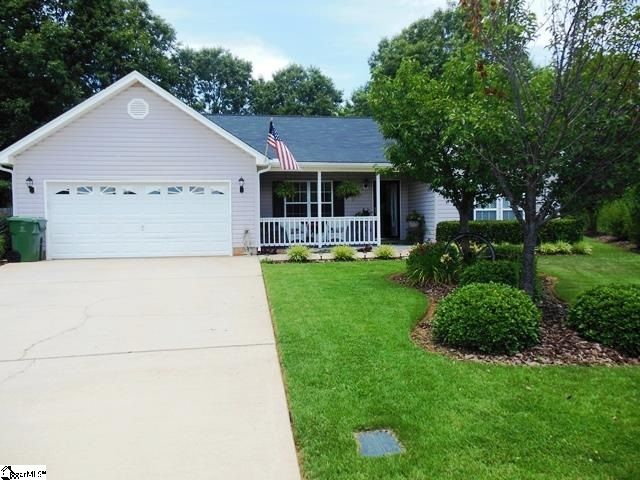 Property image 1 at 12 Peach Blossom Court, Greer, SC 29650