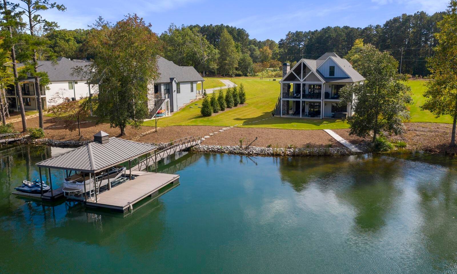 Property image 2 at 401 Lakestone Court, Seneca, SC 29672
