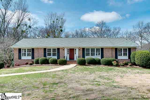 Property image 1 at 9 Pilgrims Point Road, Greenville, SC 29615