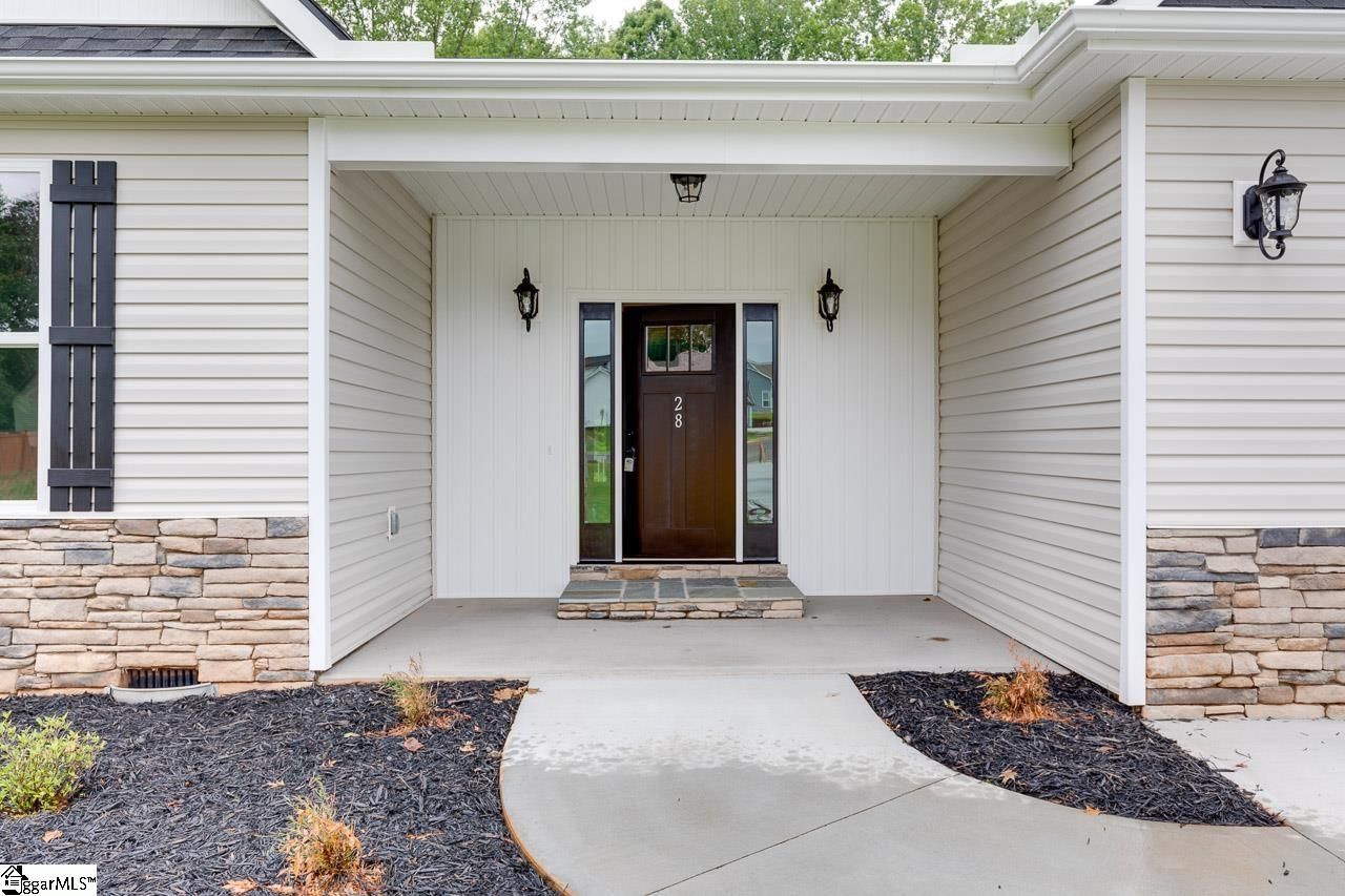 Property image 3 at 28 Waters Meadow Trail, Taylors, SC 29687