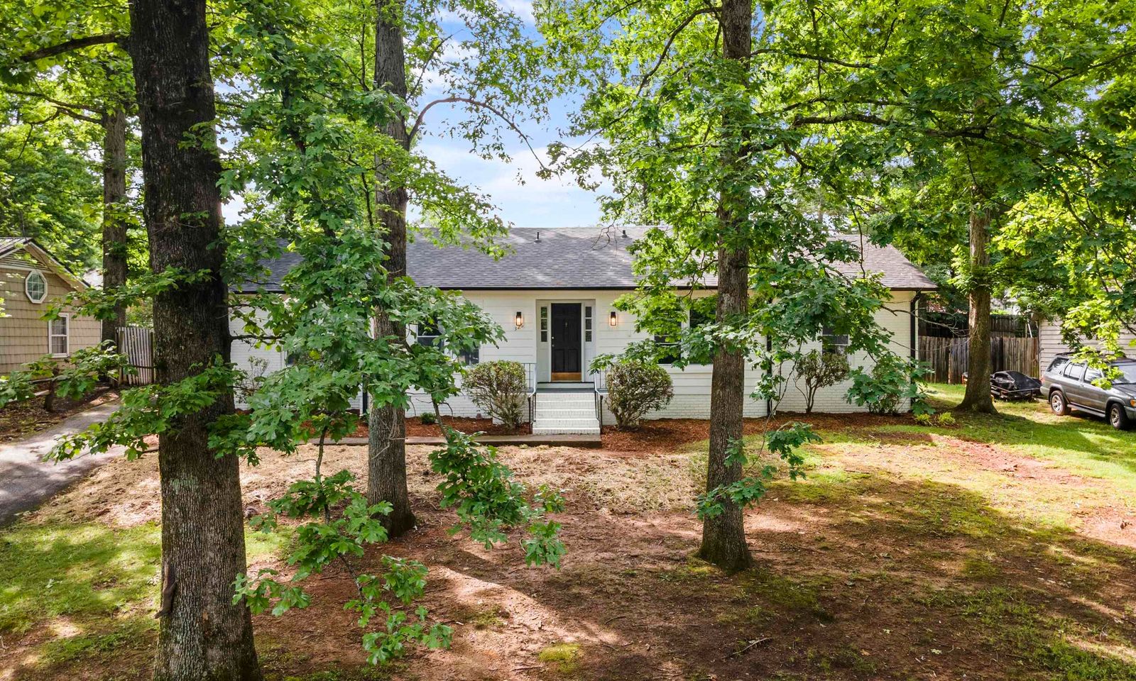 Property image 2 at 326 Seven Oaks Lane, Spartanburg, SC 29301-2716